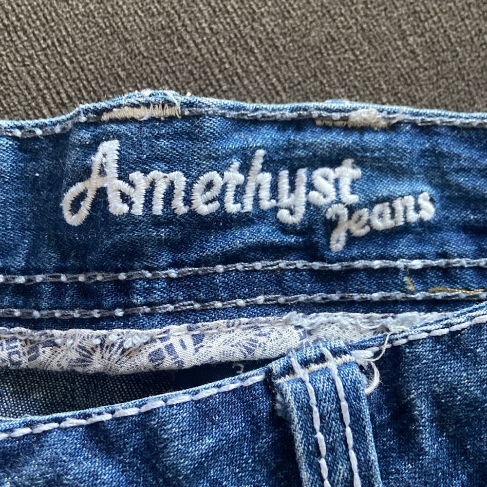 Amethyst jean shorts - Picture 3 of 5
